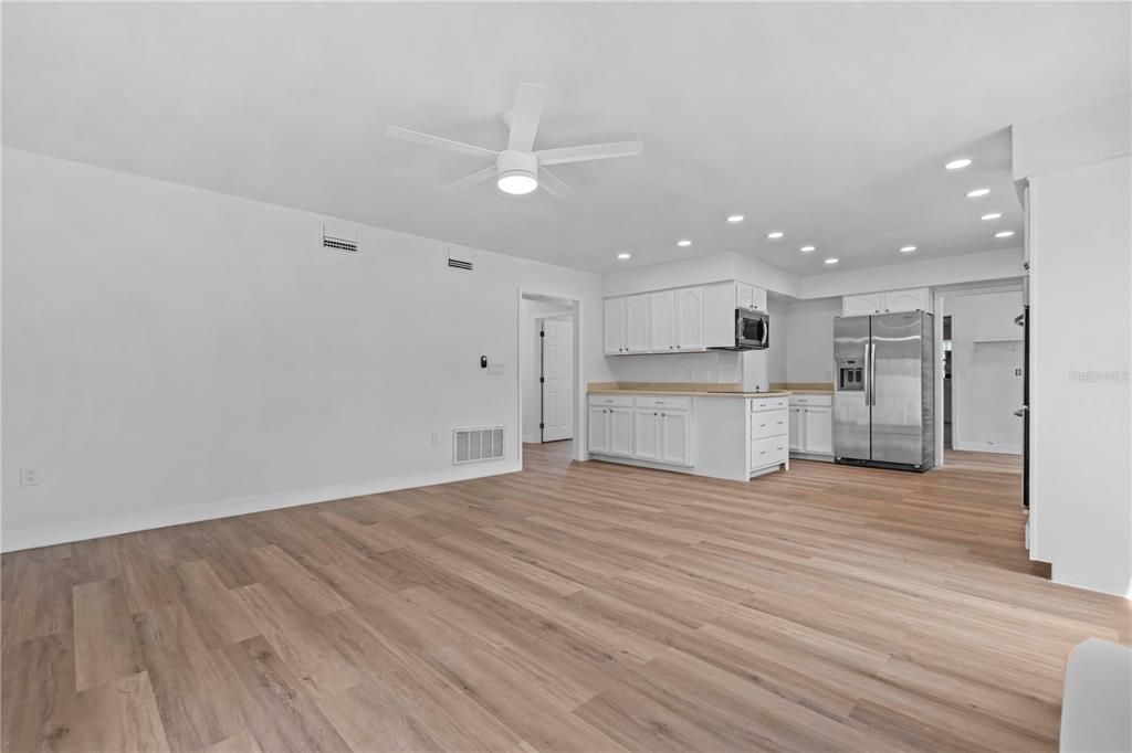 Active With Contract: $379,000 (4 beds, 2 baths, 2108 Square Feet)