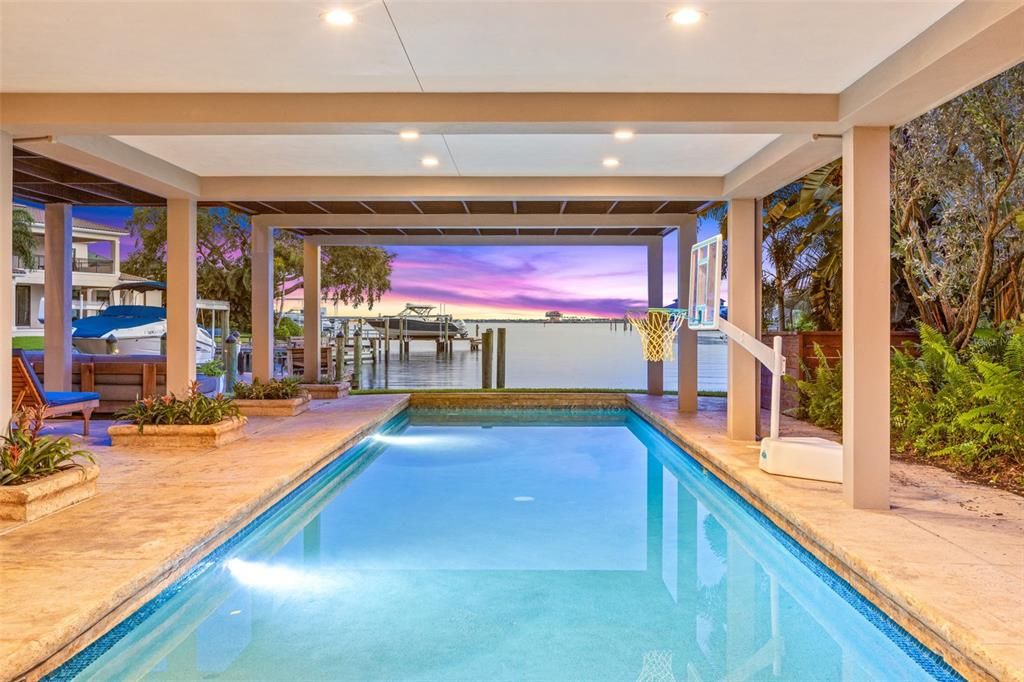 待售: $5,950,000 (5 贝兹, 5 浴室, 6060 平方英尺)