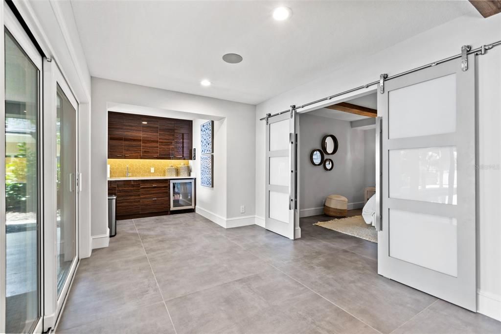 待售: $5,950,000 (5 贝兹, 5 浴室, 6060 平方英尺)