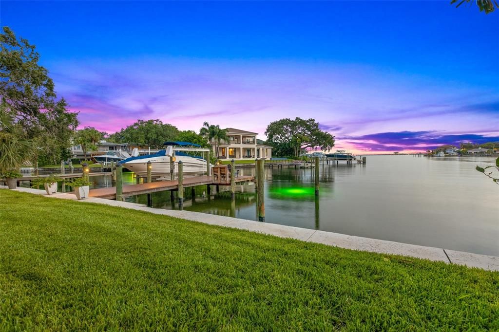 待售: $5,950,000 (5 贝兹, 5 浴室, 6060 平方英尺)