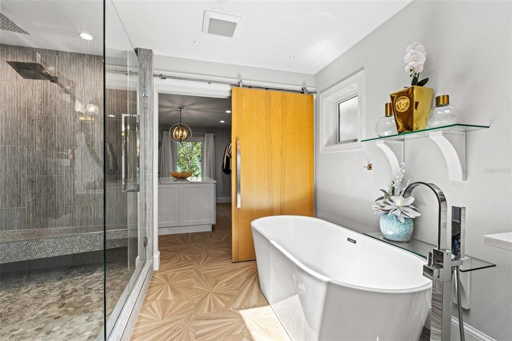 待售: $5,950,000 (5 贝兹, 5 浴室, 6060 平方英尺)