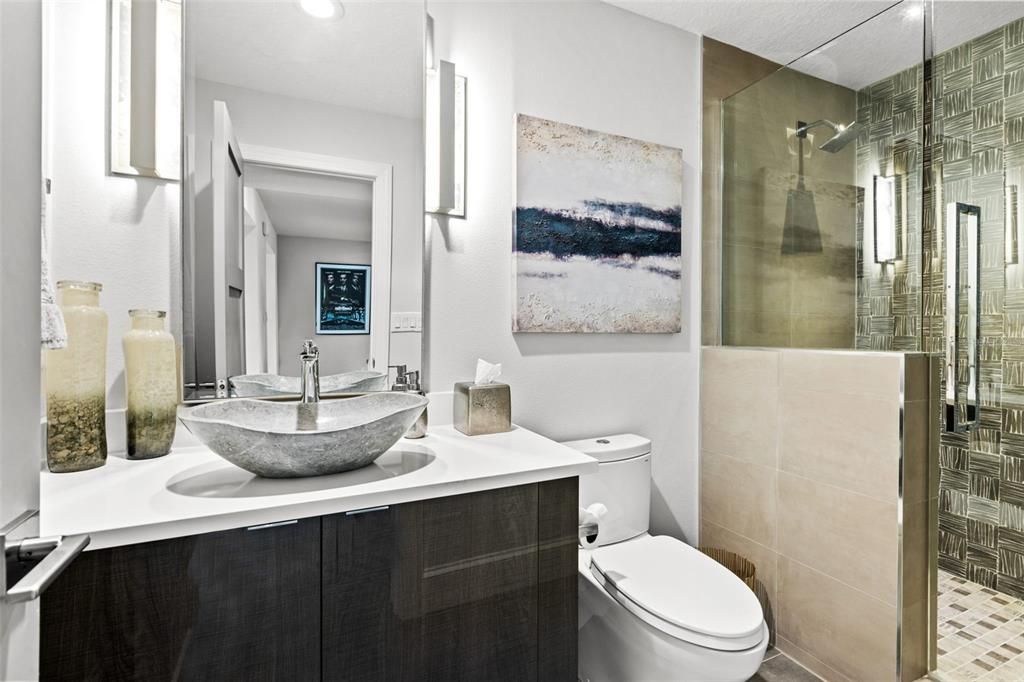 待售: $5,950,000 (5 贝兹, 5 浴室, 6060 平方英尺)