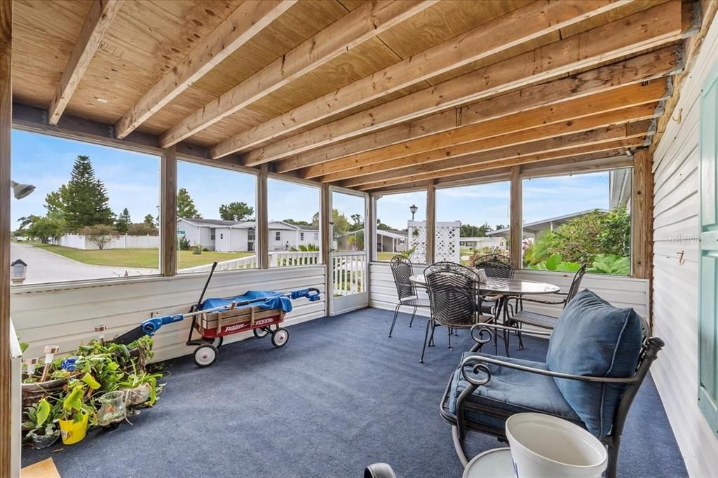 For Sale: $269,900 (3 beds, 2 baths, 2108 Square Feet)