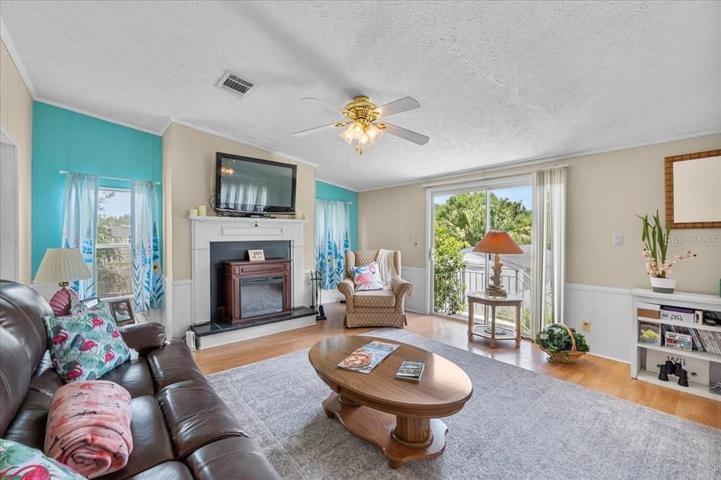 For Sale: $269,900 (3 beds, 2 baths, 2108 Square Feet)