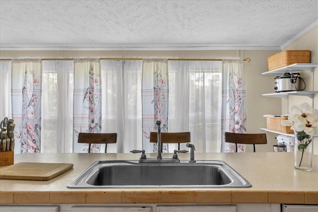 For Sale: $269,900 (3 beds, 2 baths, 2108 Square Feet)