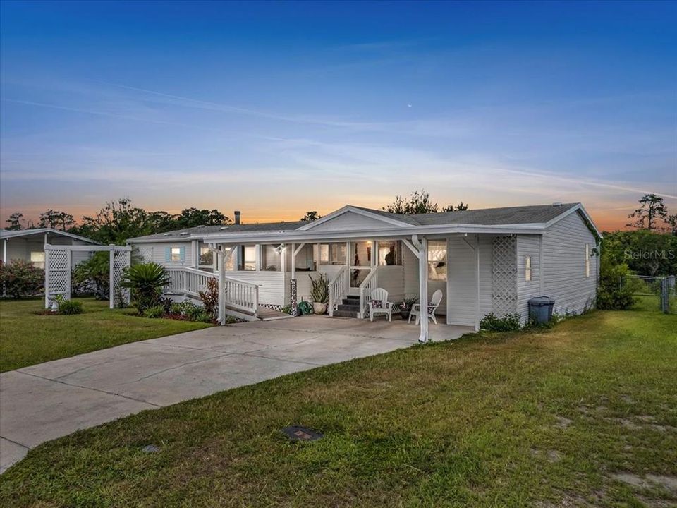 For Sale: $269,900 (3 beds, 2 baths, 2108 Square Feet)