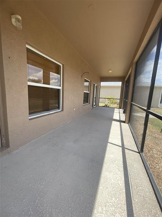 For Rent: $2,700 (4 beds, 3 baths, 2455 Square Feet)