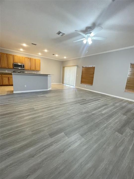 For Rent: $2,700 (4 beds, 3 baths, 2455 Square Feet)