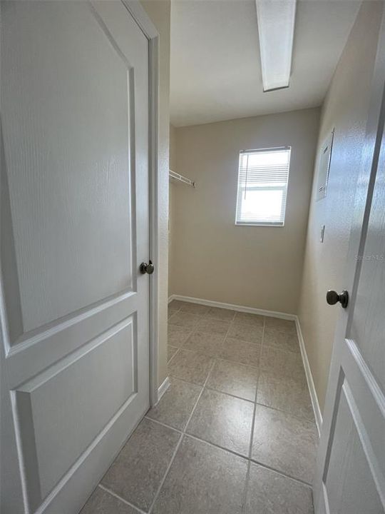 For Rent: $2,700 (4 beds, 3 baths, 2455 Square Feet)