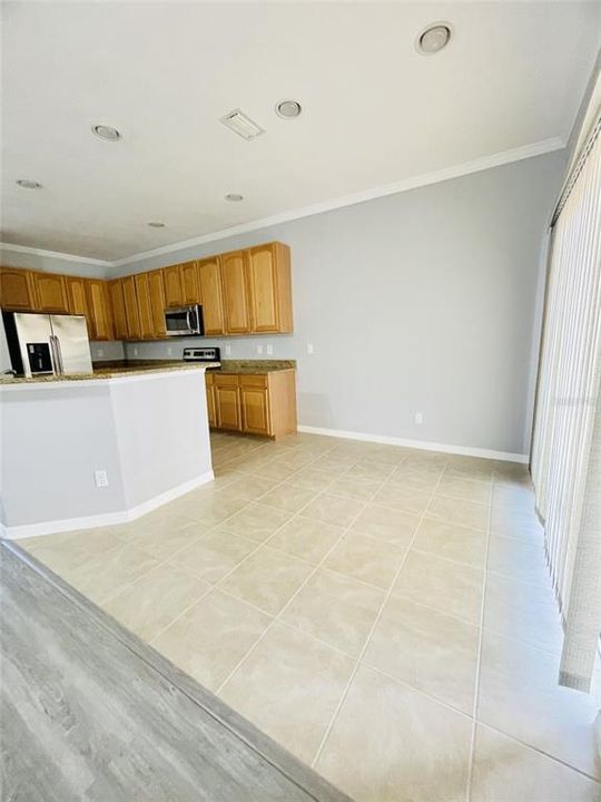 For Rent: $2,700 (4 beds, 3 baths, 2455 Square Feet)