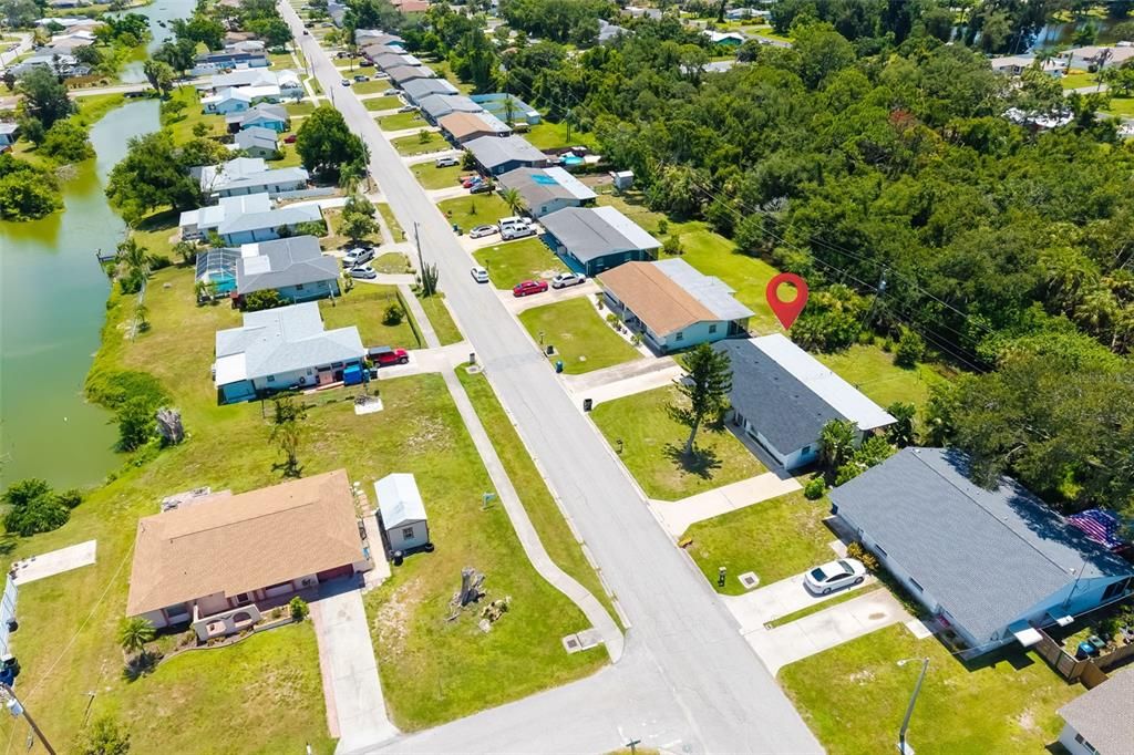 For Sale: $410,000 (4 beds, 0 baths, 1566 Square Feet)