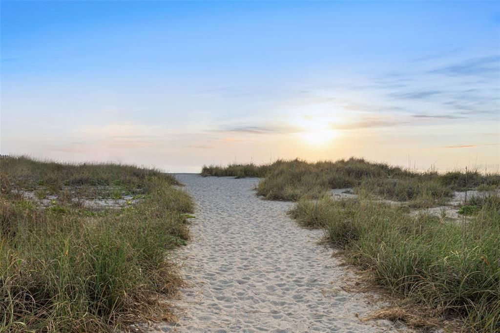 For Sale: $410,000 (4 beds, 0 baths, 1566 Square Feet)