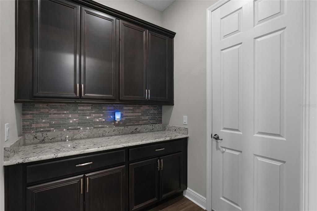 En Venta: $1,175,000 (5 camas, 5 baños, 5412 Pies cuadrados)