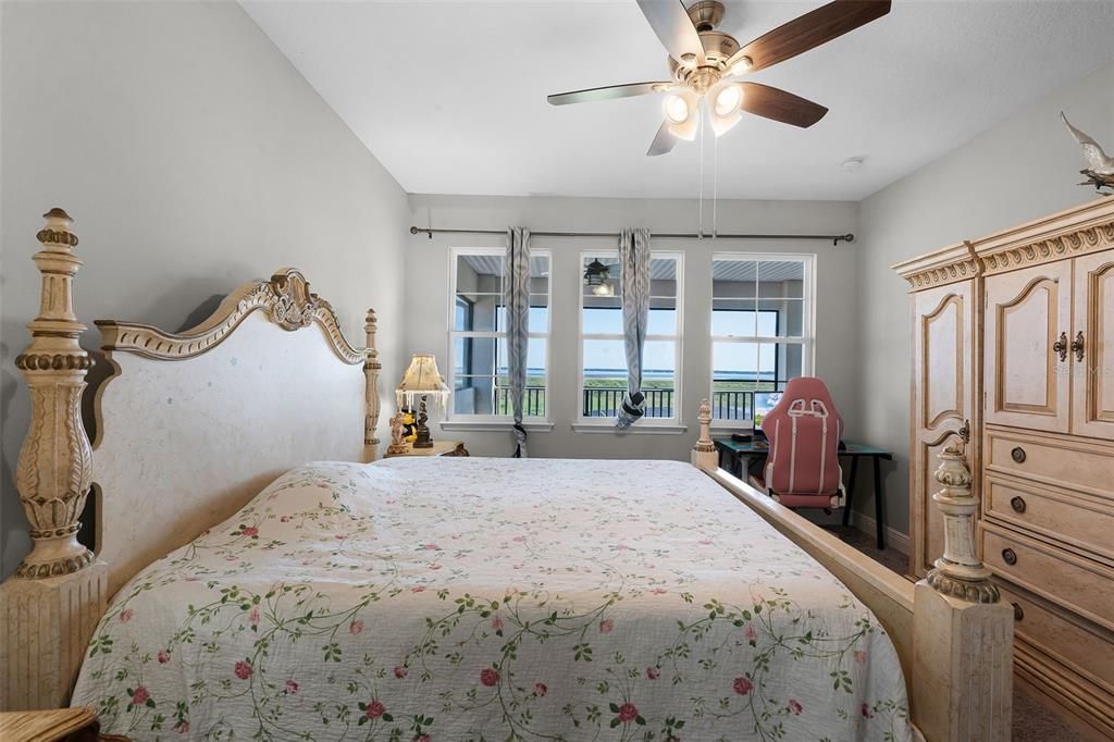 En Venta: $1,175,000 (5 camas, 5 baños, 5412 Pies cuadrados)