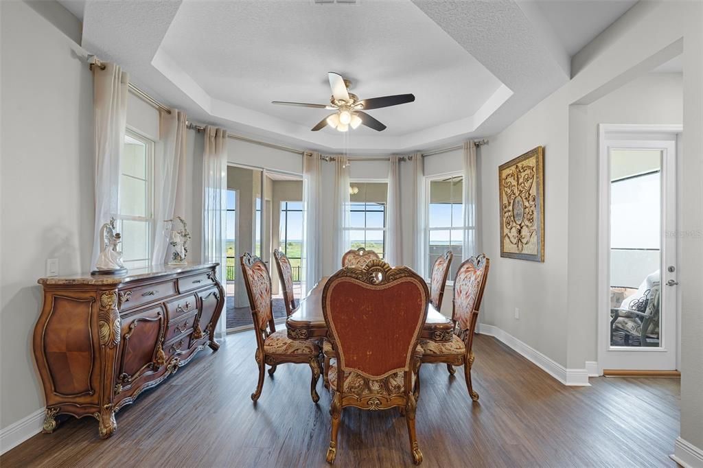 En Venta: $1,175,000 (5 camas, 5 baños, 5412 Pies cuadrados)