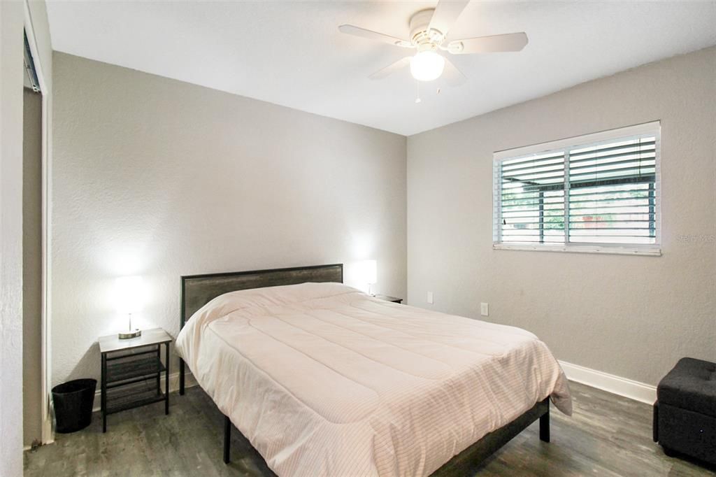 出租: $7,000 (3 贝兹, 2 浴室, 1410 平方英尺)