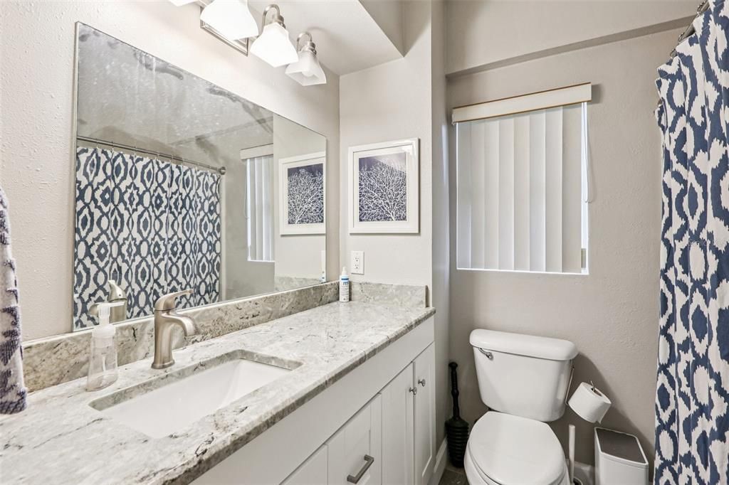 En Venta: $834,900 (4 camas, 3 baños, 2974 Pies cuadrados)