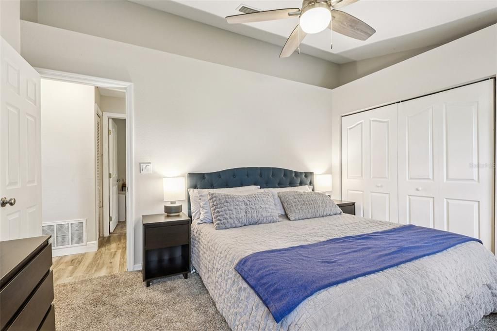 En Venta: $834,900 (4 camas, 3 baños, 2974 Pies cuadrados)