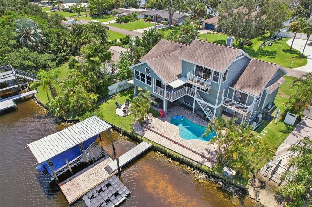 En Venta: $834,900 (4 camas, 3 baños, 2974 Pies cuadrados)