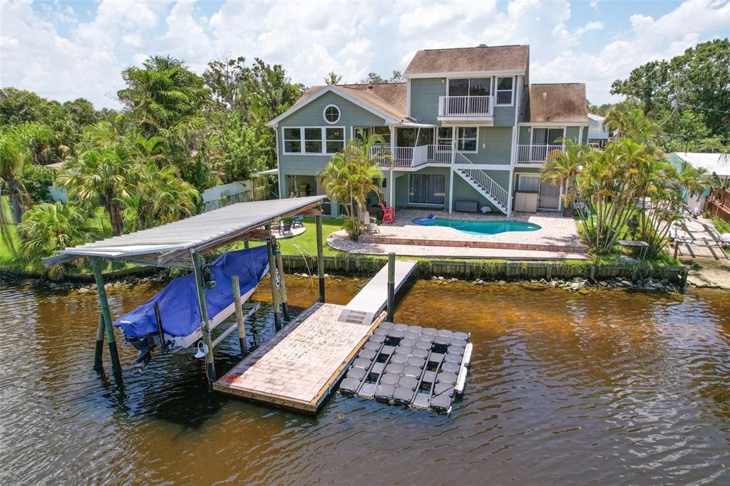 En Venta: $834,900 (4 camas, 3 baños, 2974 Pies cuadrados)