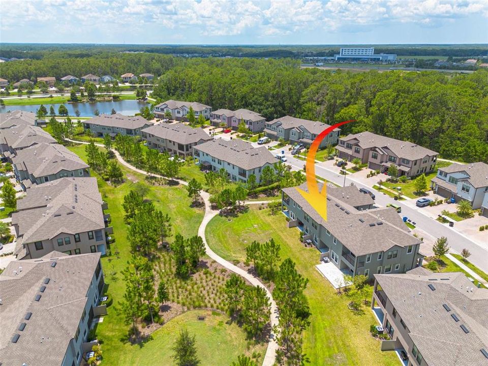 Под контрактом: $375,000 (3 спален, 2 ванн, 1827 Квадратных фут)