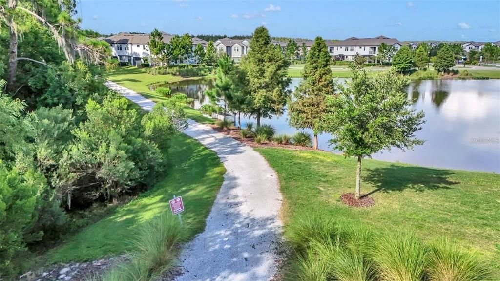 Под контрактом: $375,000 (3 спален, 2 ванн, 1827 Квадратных фут)