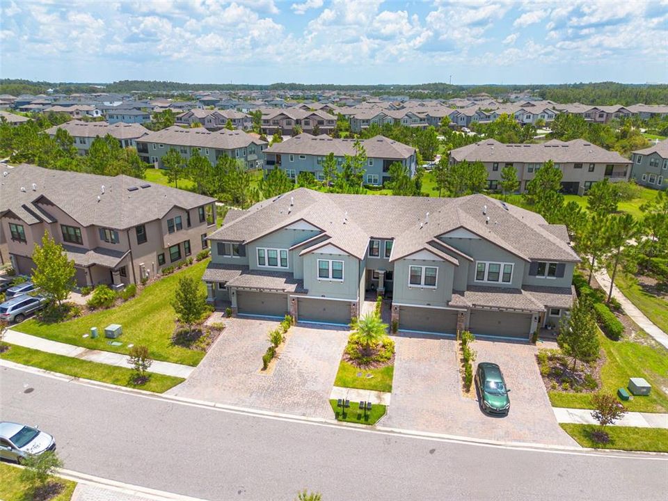 Под контрактом: $375,000 (3 спален, 2 ванн, 1827 Квадратных фут)