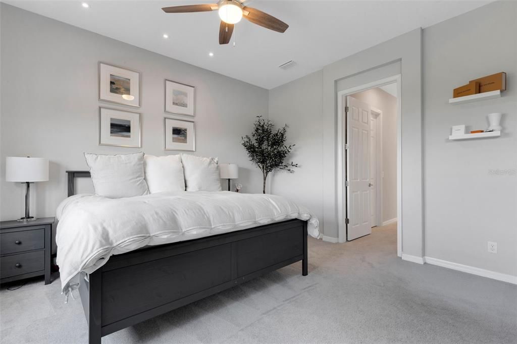 En Venta: $1,550,000 (5 camas, 4 baños, 3654 Pies cuadrados)