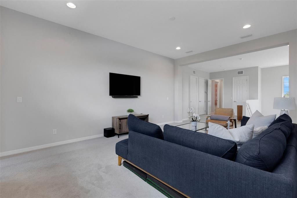 En Venta: $1,550,000 (5 camas, 4 baños, 3654 Pies cuadrados)