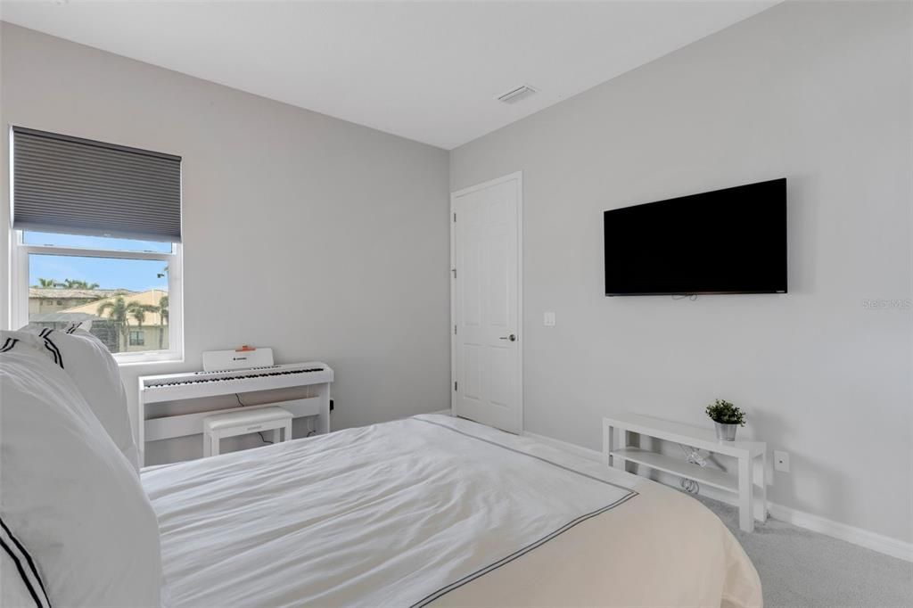 En Venta: $1,550,000 (5 camas, 4 baños, 3654 Pies cuadrados)