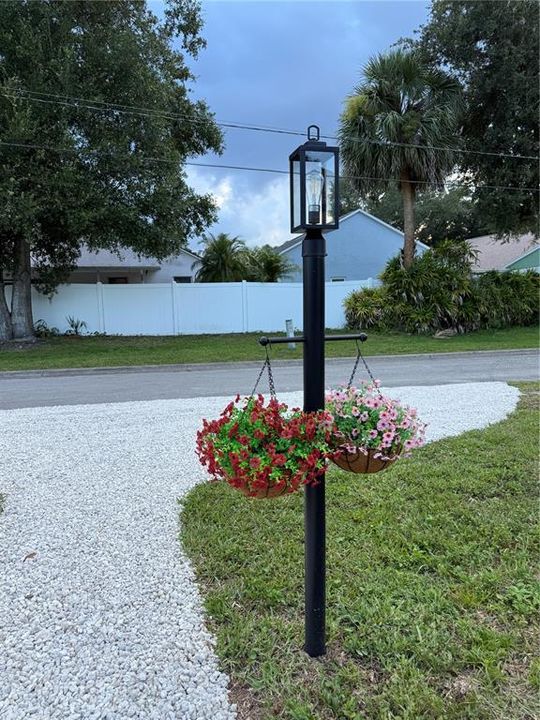 Под контрактом: $229,900 (3 спален, 1 ванн, 910 Квадратных фут)