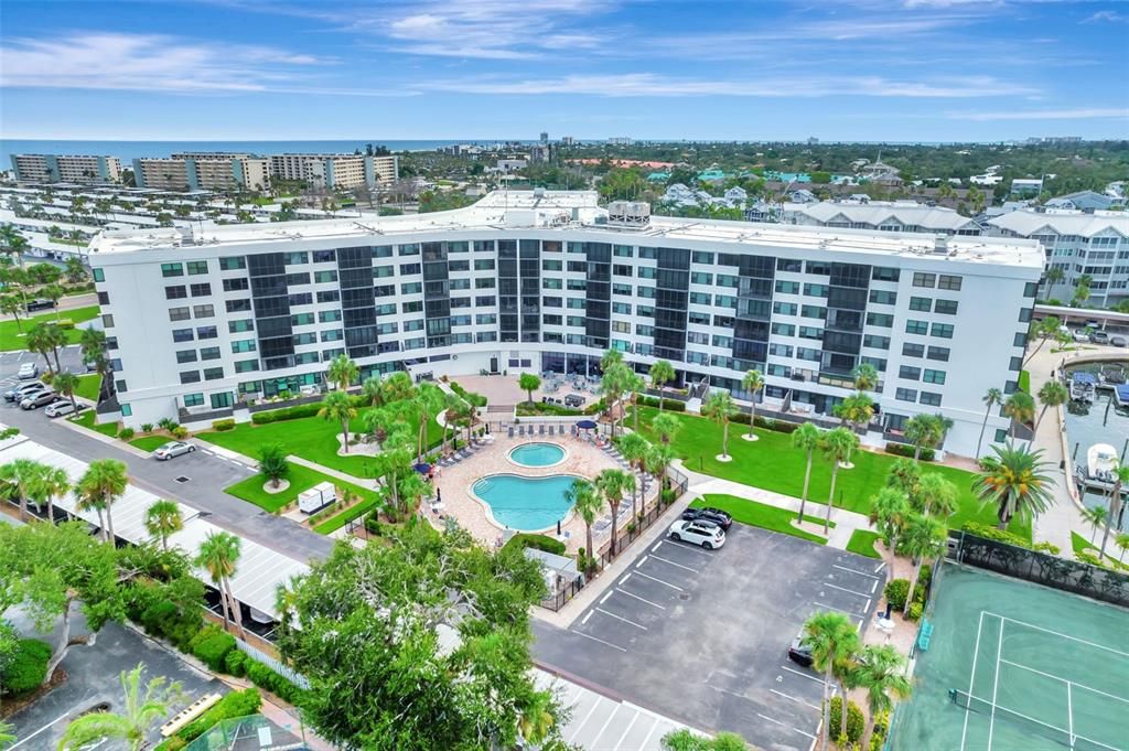 На продажу: $455,000 (1 спален, 1 ванн, 751 Квадратных фут)