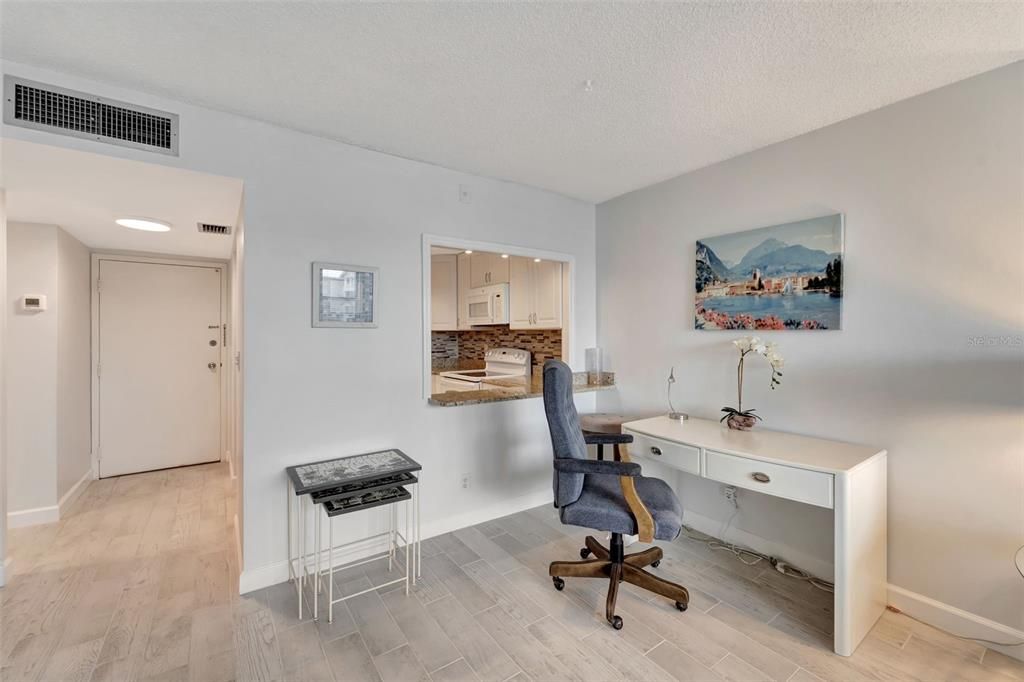 На продажу: $455,000 (1 спален, 1 ванн, 751 Квадратных фут)