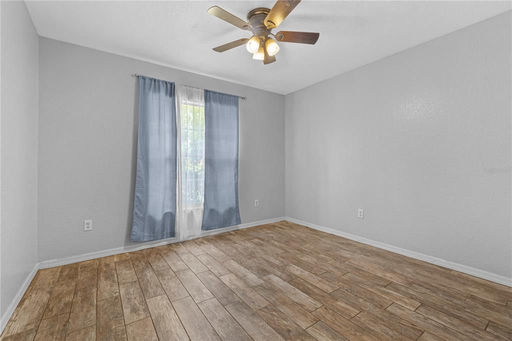 For Sale: $335,000 (3 beds, 2 baths, 1362 Square Feet)