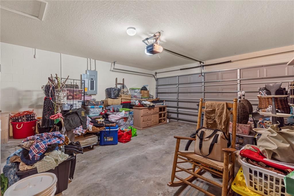 For Sale: $335,000 (3 beds, 2 baths, 1362 Square Feet)