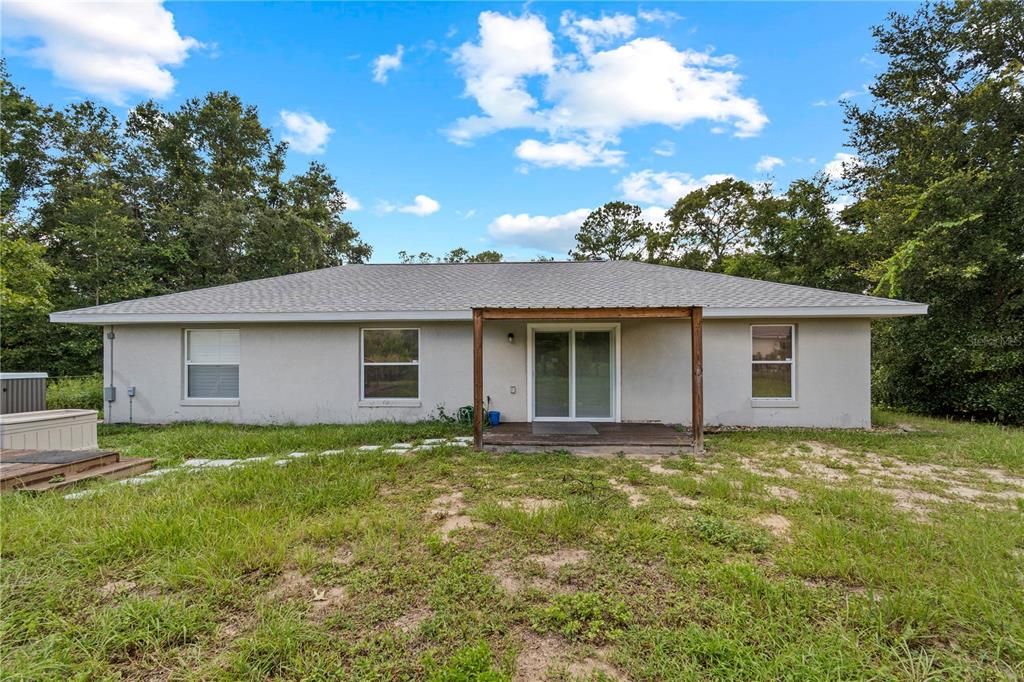 For Sale: $335,000 (3 beds, 2 baths, 1362 Square Feet)