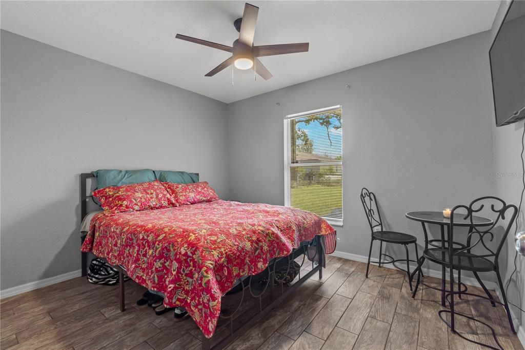 For Sale: $335,000 (3 beds, 2 baths, 1362 Square Feet)