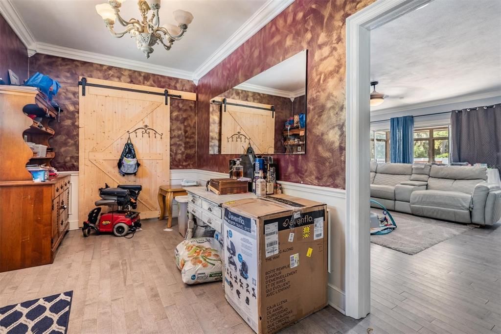 待售: $769,500 (6 贝兹, 4 浴室, 3190 平方英尺)