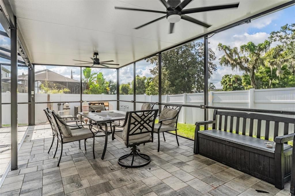 待售: $769,500 (6 贝兹, 4 浴室, 3190 平方英尺)