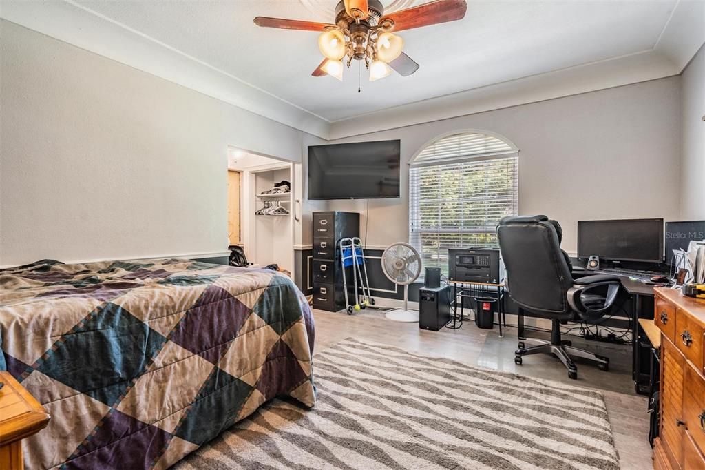 待售: $769,500 (6 贝兹, 4 浴室, 3190 平方英尺)