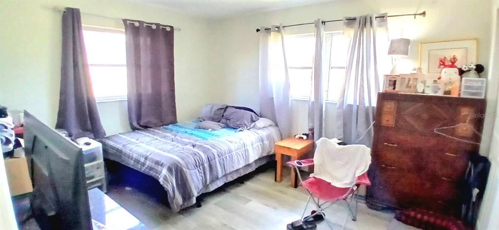 For Sale: $264,900 (3 beds, 2 baths, 1174 Square Feet)