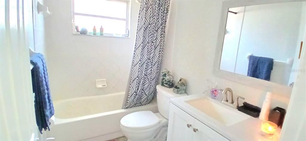For Sale: $264,900 (3 beds, 2 baths, 1174 Square Feet)