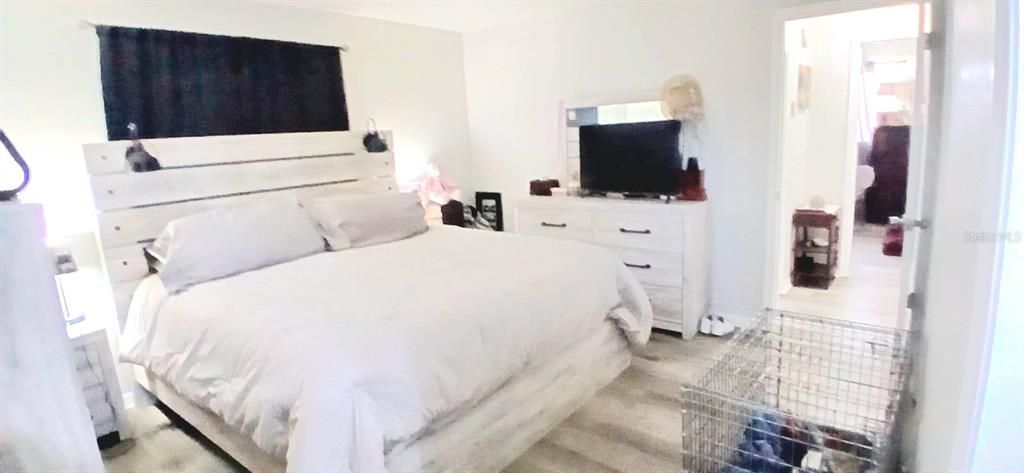 For Sale: $264,900 (3 beds, 2 baths, 1174 Square Feet)