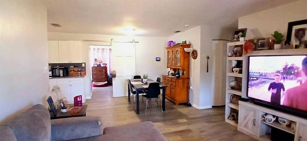 For Sale: $264,900 (3 beds, 2 baths, 1174 Square Feet)