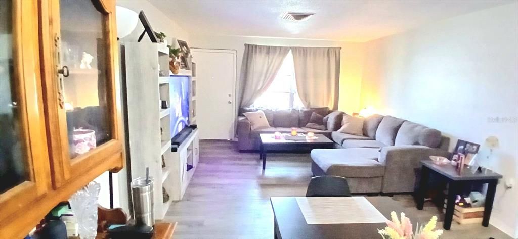 For Sale: $264,900 (3 beds, 2 baths, 1174 Square Feet)