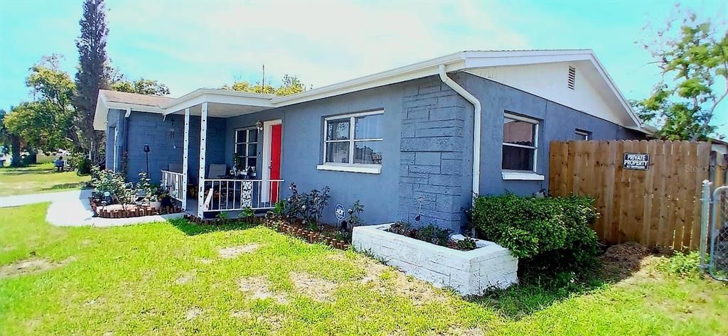 For Sale: $264,900 (3 beds, 2 baths, 1174 Square Feet)