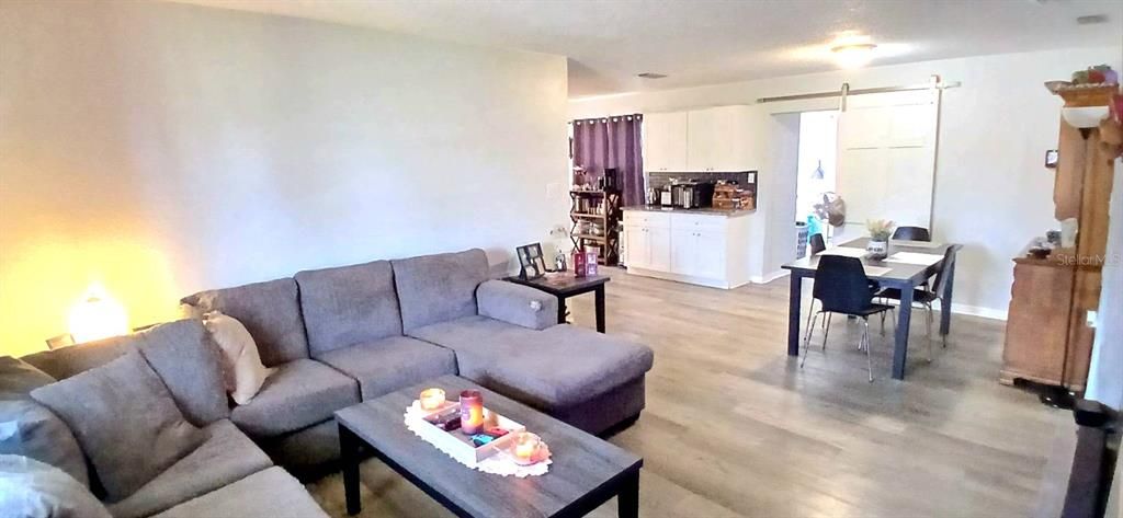 For Sale: $264,900 (3 beds, 2 baths, 1174 Square Feet)