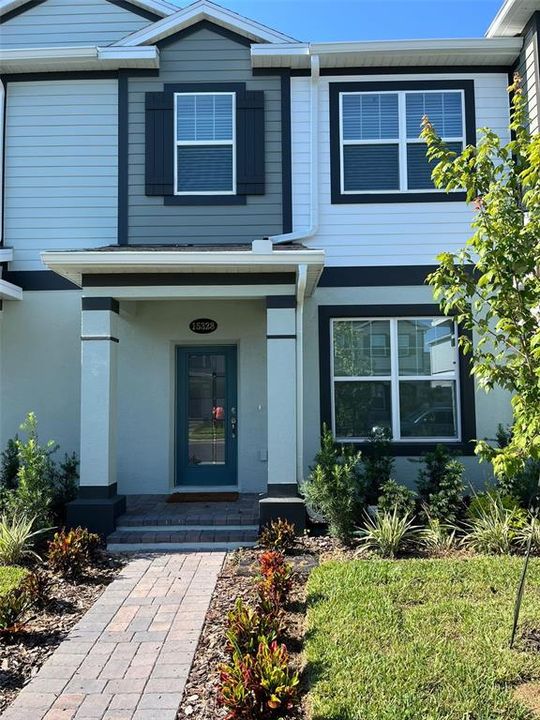 Recently Sold: $440,000 (3 beds, 2 baths, 1693 Square Feet)