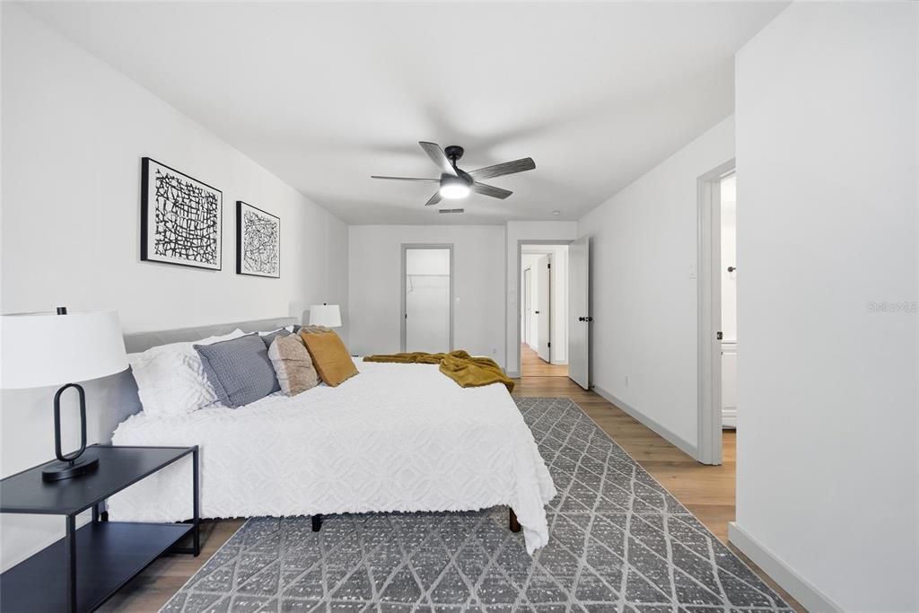 На продажу: $438,900 (4 спален, 2 ванн, 1839 Квадратных фут)