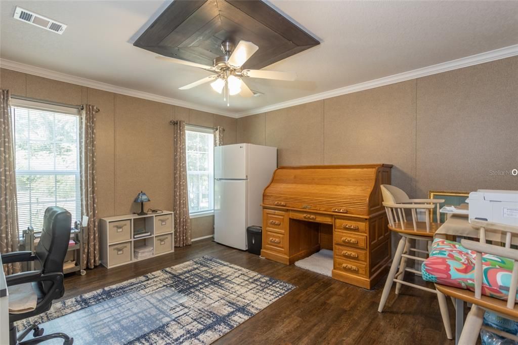 En Venta: $320,000 (5 camas, 3 baños, 2160 Pies cuadrados)